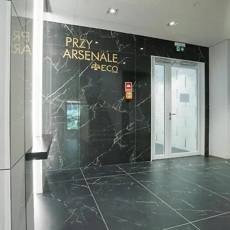 Urbannestgroup - Old Town S17 * وارسو