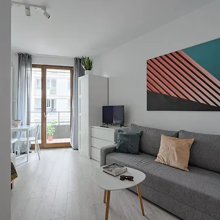 아파트 Urbannestgroup - Old Town S17