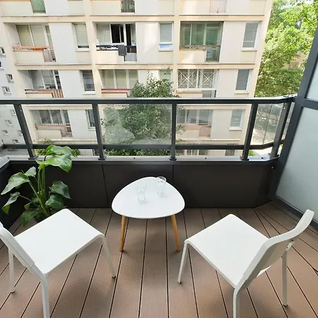 Urbannestgroup - Old Town S17